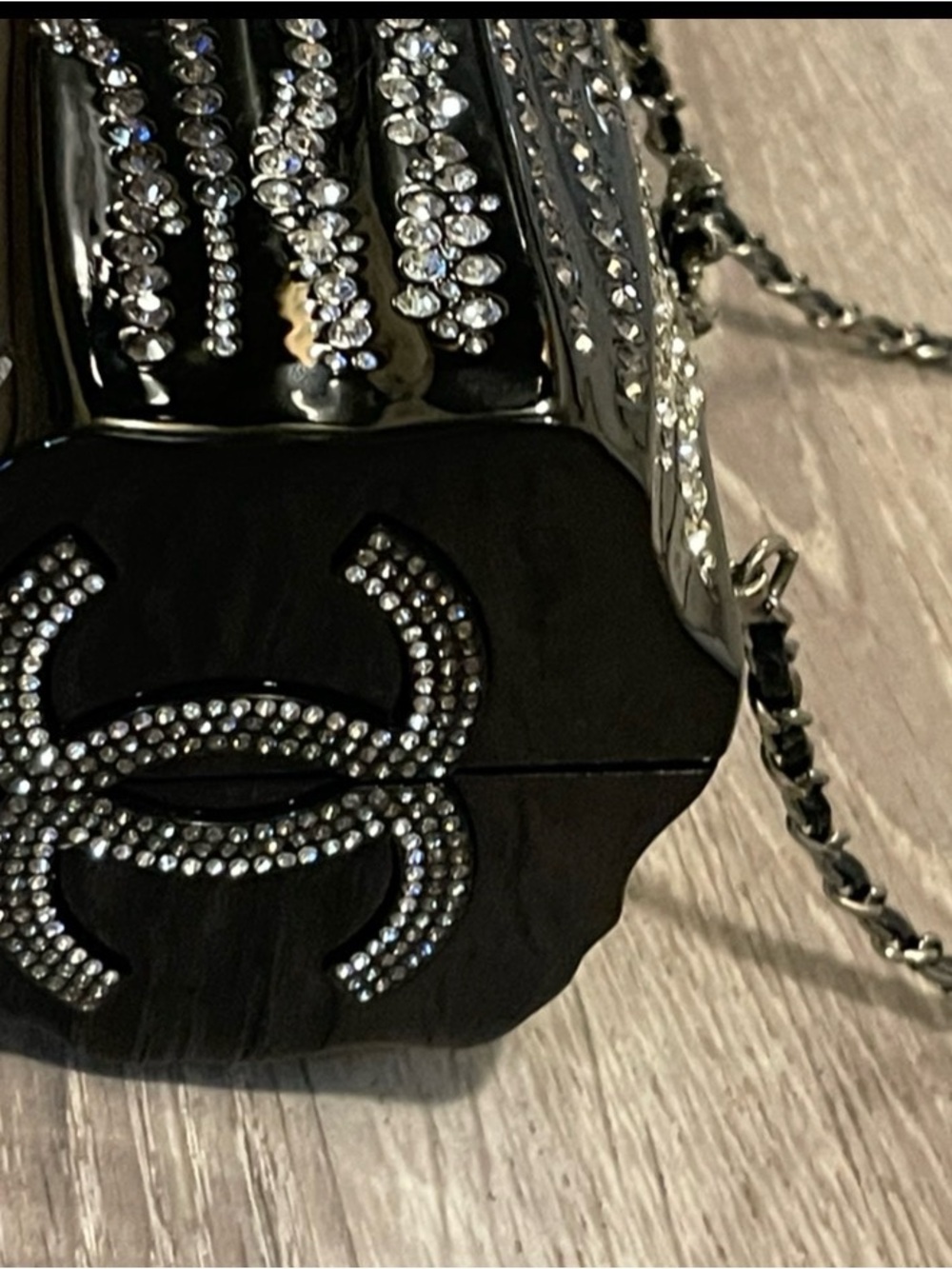 Chanel Black Plexiglass Strass Log CC Minaudière Clutch, 2018 rate - Picture 7 of 16